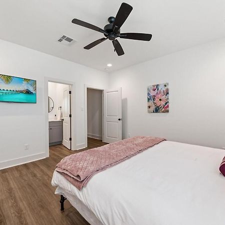 New Thibodeaux House Cajun Luxury 65 Tv Fast Wifi Apartment Lafayette Exterior photo